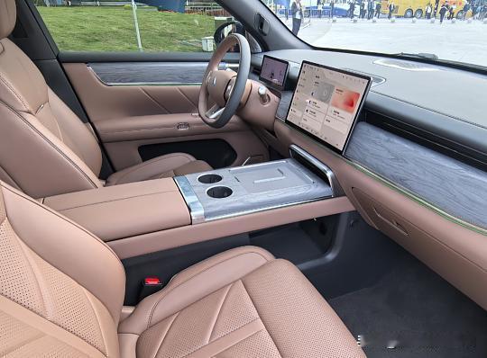 Pro增强版在15-20万级市场确实展现了“降维打击”的实力，尤其在安全兜底和城