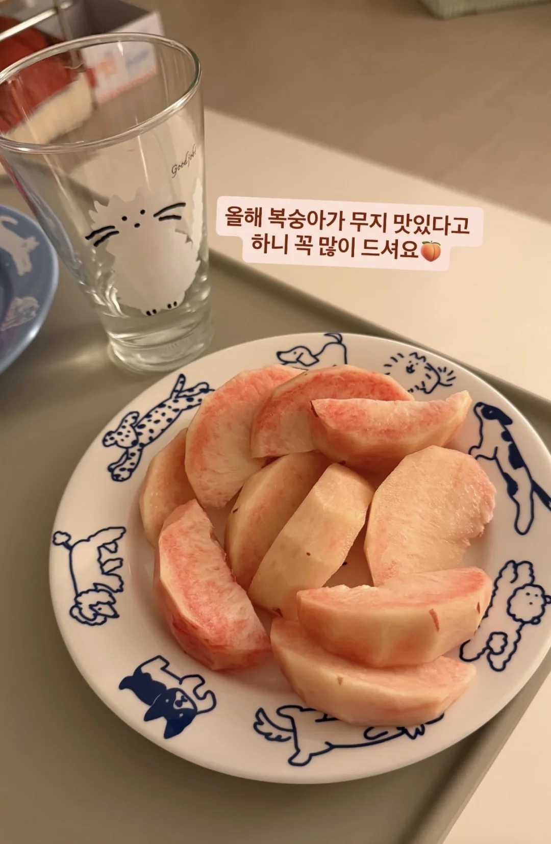 又到吃蜜桃的季节啦🍑