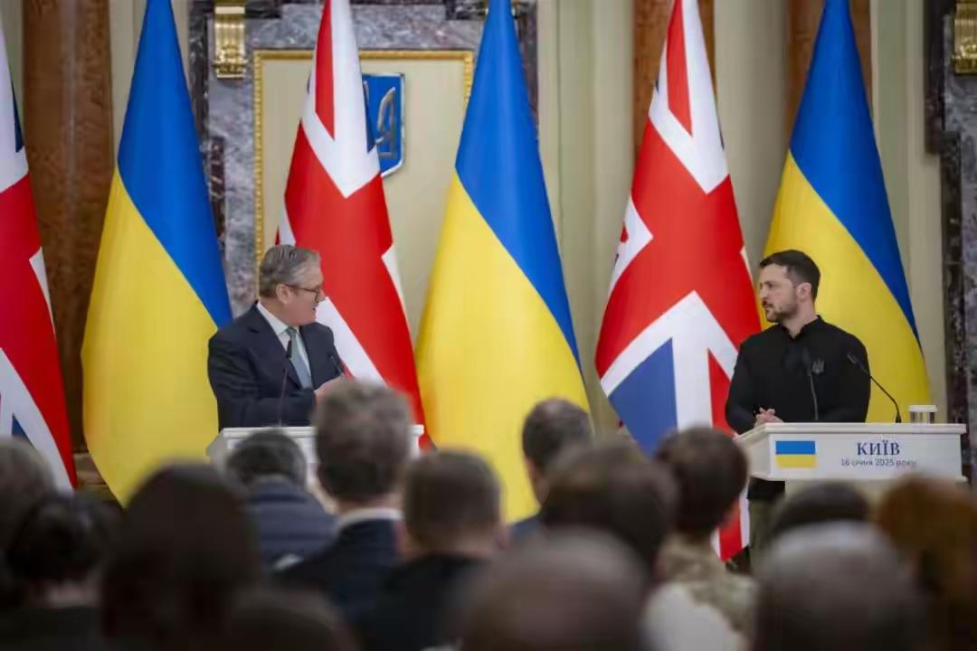英国宣布将向乌克兰提供浓缩铀，以支持乌克兰电网。

据外媒报道，英国政府6月16