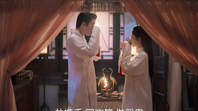 #许兰香林锦岐终于亲上了#
双向奔赴的一吻，是心意相通，是久别之后终于交付真心， 这一刻所有等待都值