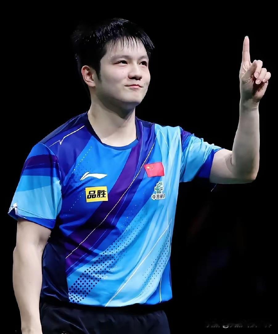 不是我渲染夸大樊振东，樊振东这种天才型选手，就是老天赏饭吃跟努力关系不大，乒乓球