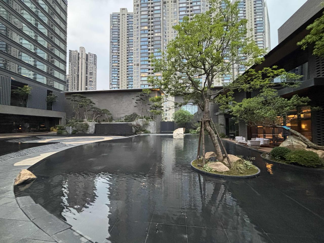 看来实况照片将会成为各个平台的通用支持格式，那么实况照片到底有什么魔力，让各大平