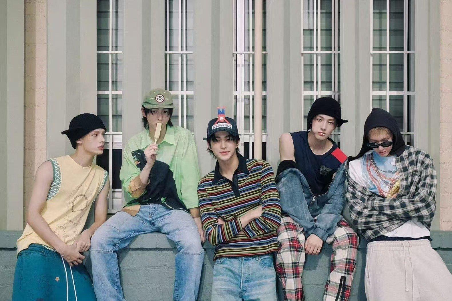 BigHit新男团团体照CORTIS预告照BigHit新男团预告照来了 ​​​