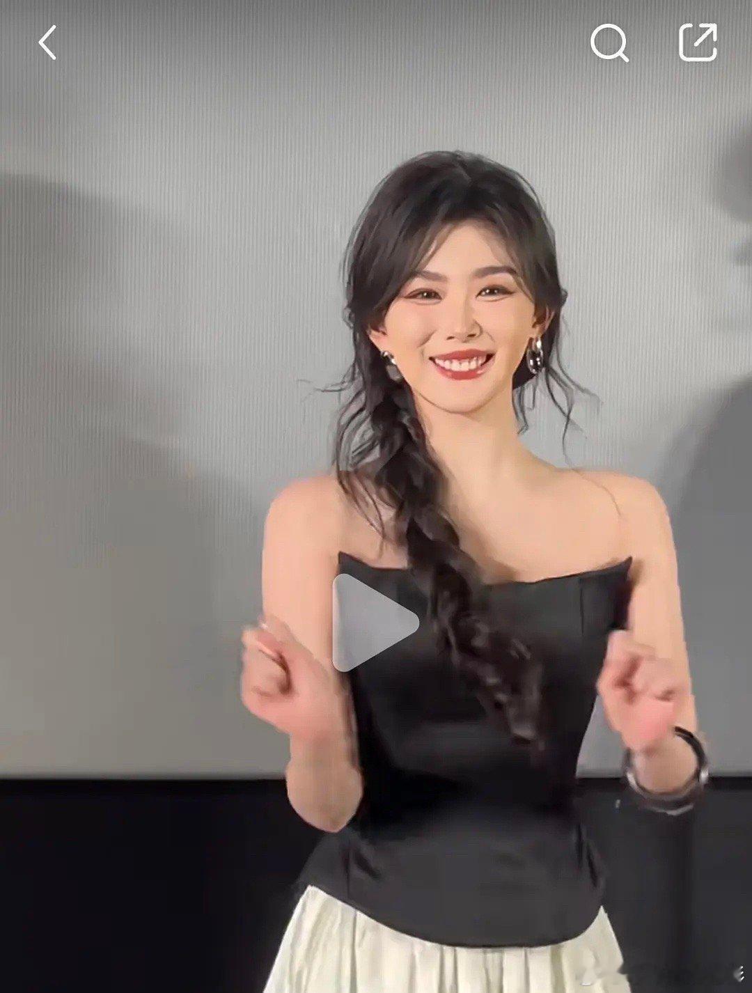 演员真的不要整容，孔雪儿这脸，感觉真的僵硬 