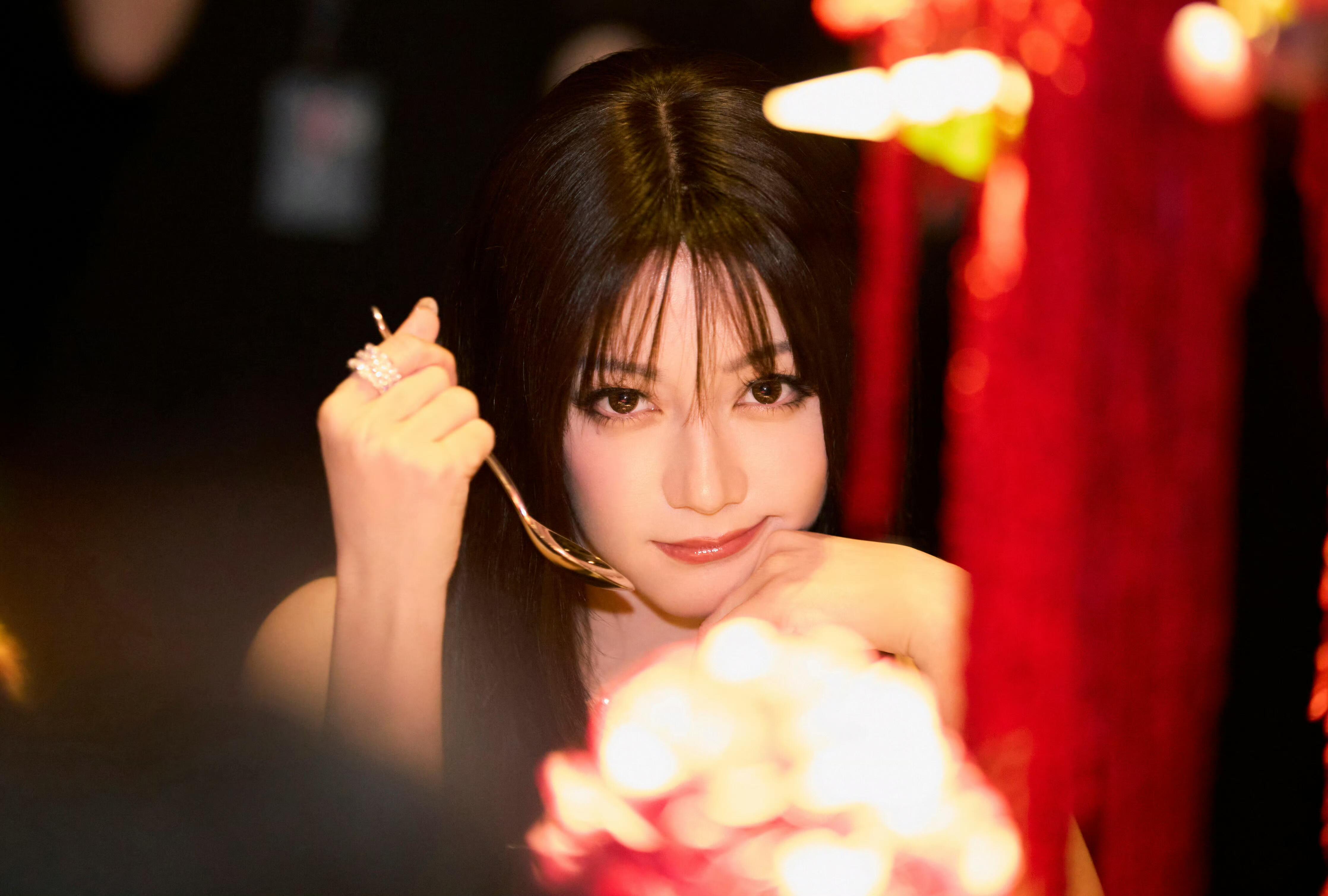 迪丽热巴内场第二套也是超级美[打call][打call][打call] ​​​