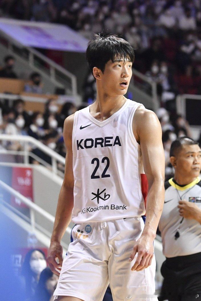 韩国媒体报道吕俊锡考虑本赛季在冈扎加大学打完后加盟日本B联赛 