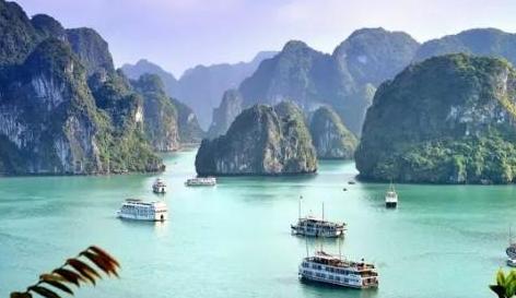 亚洲第一个倒下的国家即将出现，曾比肩中国，如今在走日本的老路。中国之所以能发展起