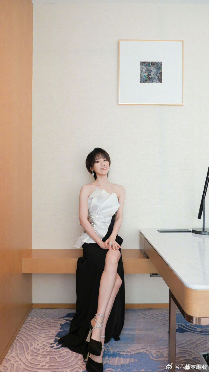 谢楠绝对接了抖包袱kpi谢楠是不是偷偷接了抖包袱 KPI 啊，练舞都不忘搞笑乘风