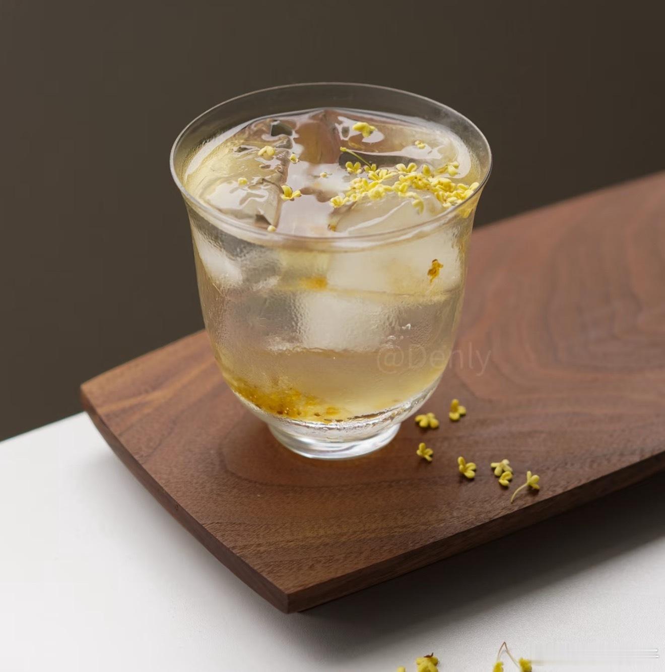 茉莉金桂椰子饮秋味限定｜茉莉金桂椰子饮桂花香、茉莉韵、椰子清甜——三重邂逅，一杯