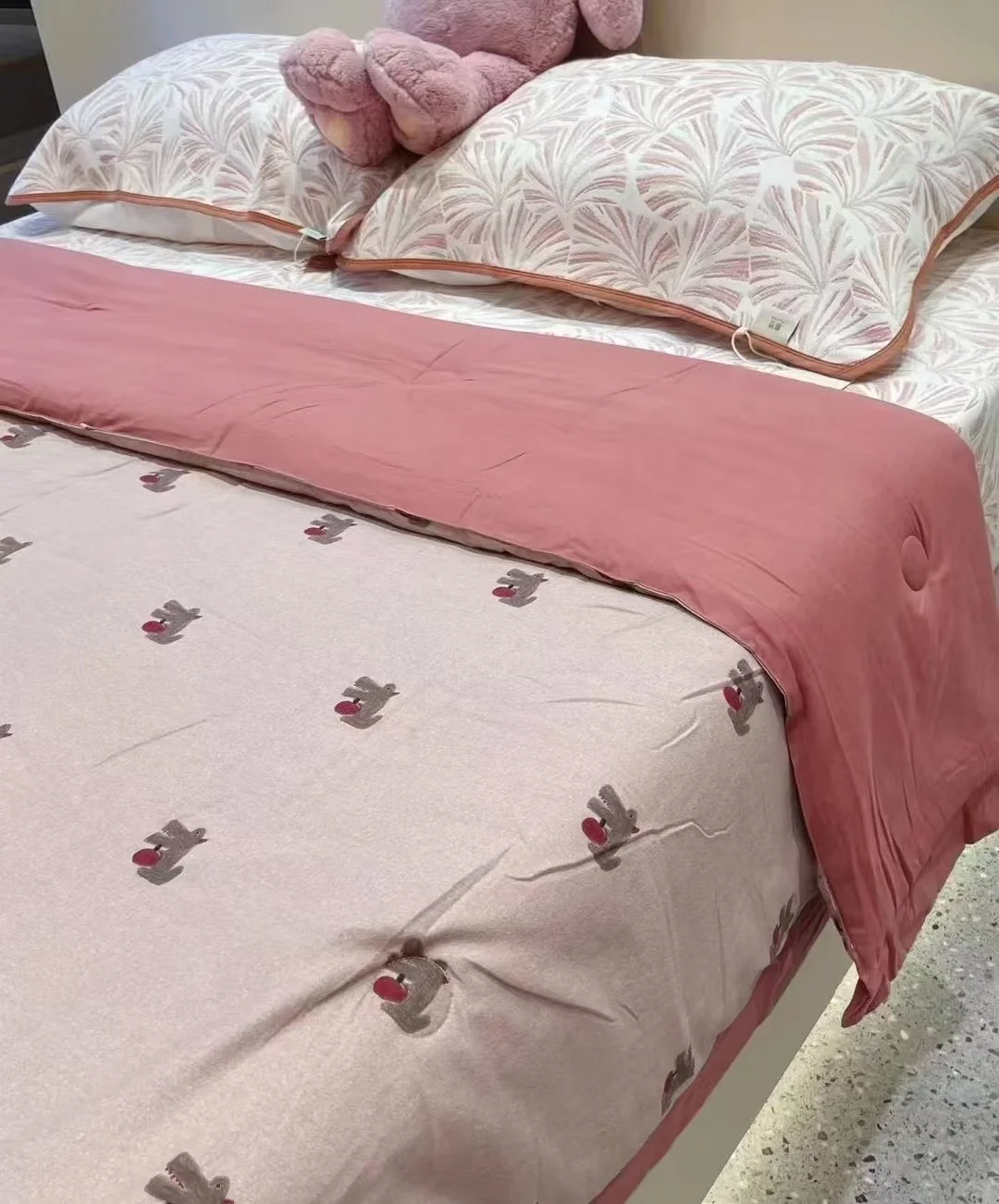 天呐！不用套被罩可以机洗的被子，太好看了吧