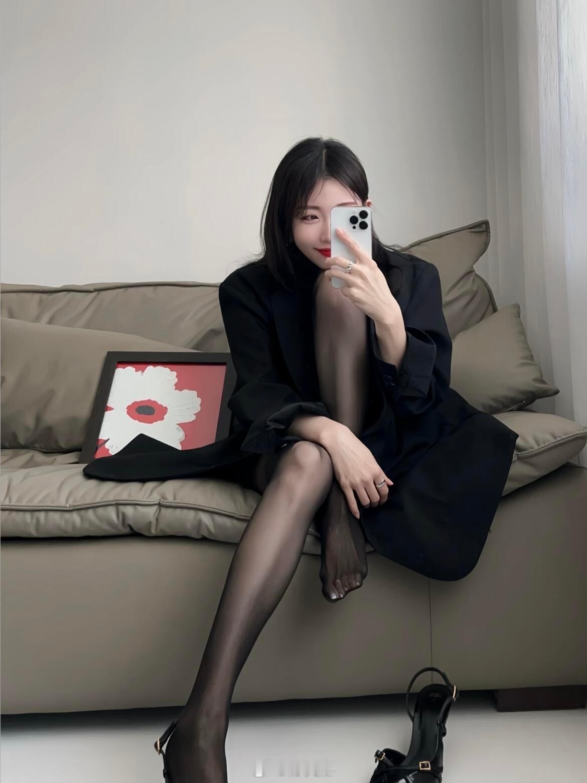 人间哪有真情在，只要黑丝你都爱[微笑]  ​​​