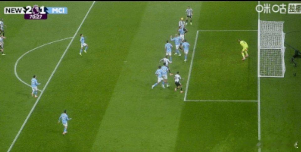 本轮英超焦点战，纽卡2-1击败曼城。下半场第70分钟巴恩斯抢点打入反超比分的进球