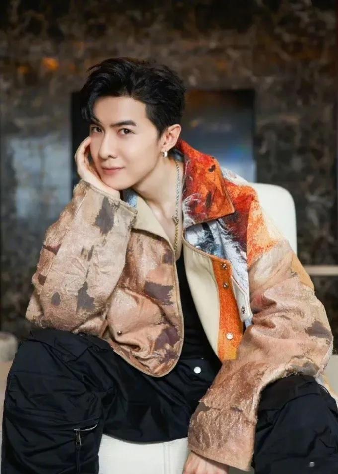 #唐禹哲 十一年前我未婚有了孩子#娱乐圈随时随地发现新孩子！唐禹哲你比吴尊还能藏
