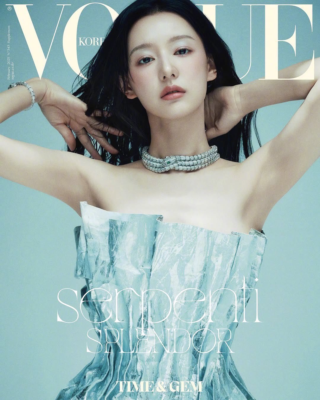 金智媛  登上《 VOGUE》韩国版 2025年2月“TIME & GEM”特刊