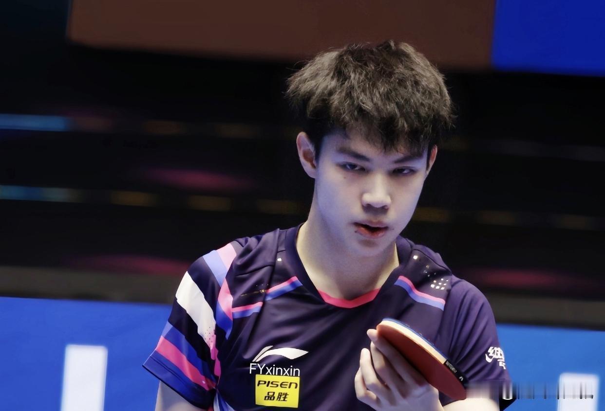 科顿能逆转，为什么黄友政就不行？

科顿18岁，黄友21岁。科顿世排第22位，黄