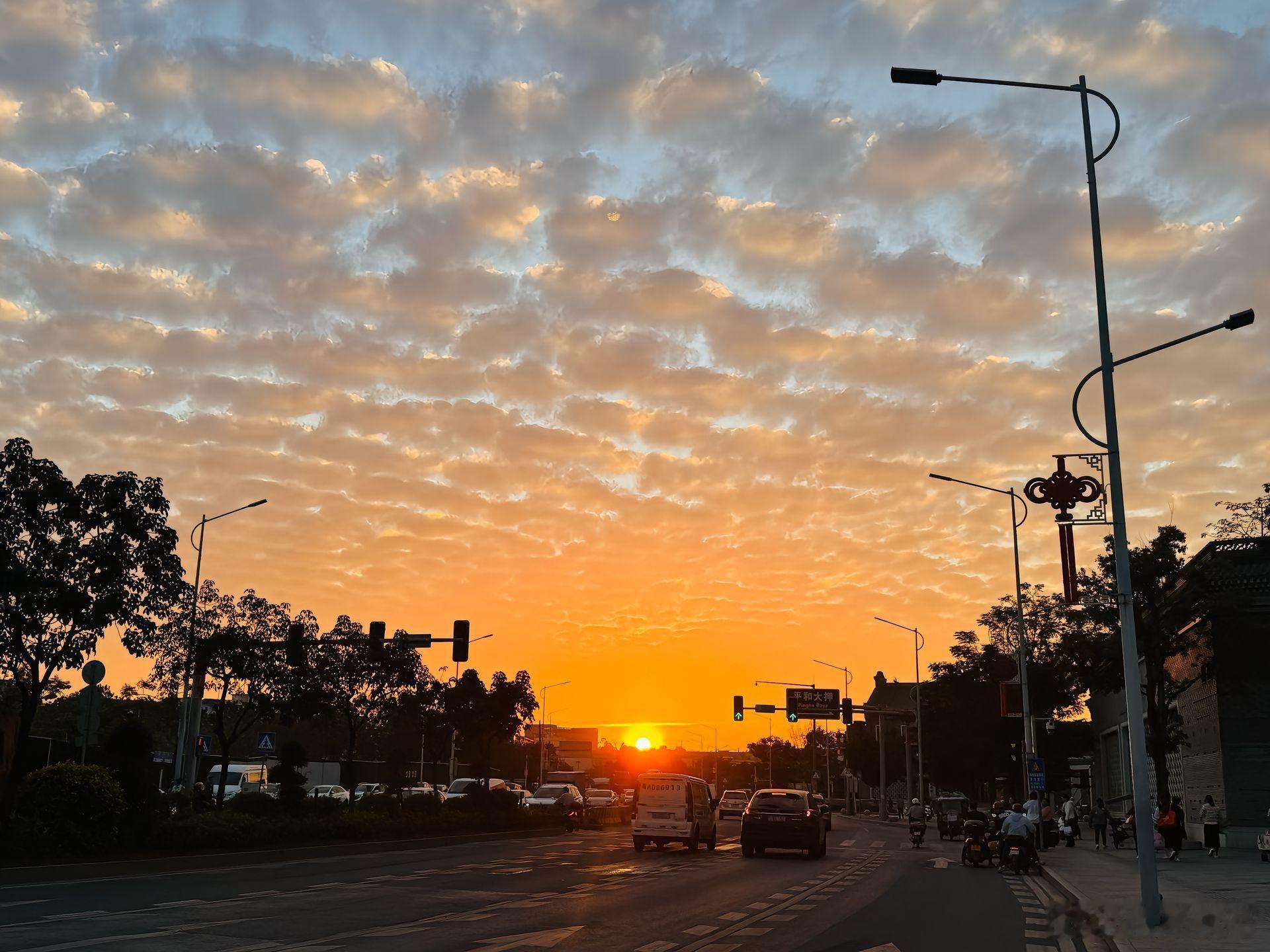 不管以后，活成什么样子，都不会把责任推给任何人。遇事缓一缓，说话停一停，很多东西