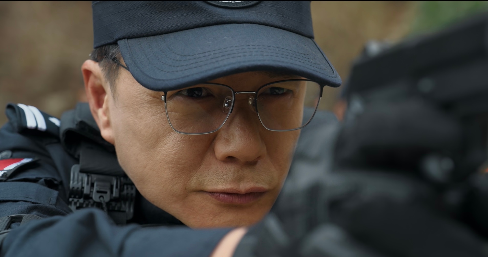 好想看靶场射击这段的花絮啊原片就特搞笑段奕宏有没有什么call back 八中零