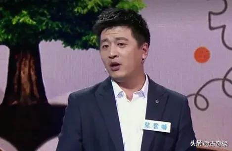 别忘了，张雪峰是一个好爸爸。

他曾在直播间为年仅10岁的女儿张姩菡规划了一条霸