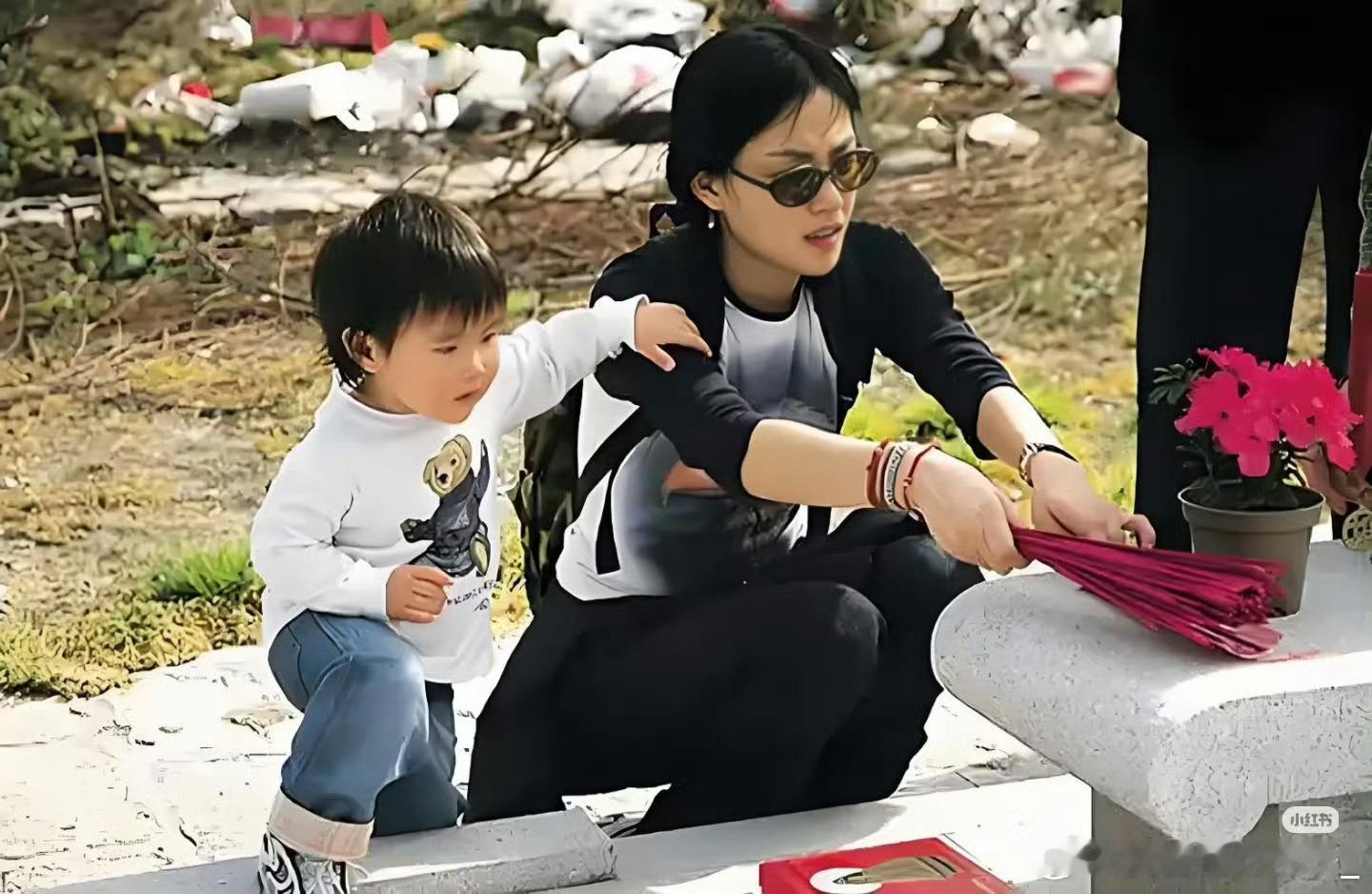 网友自制万人语音条合唱如愿如愿大合唱收获43万点赞43万点赞见证合唱热度，天南地
