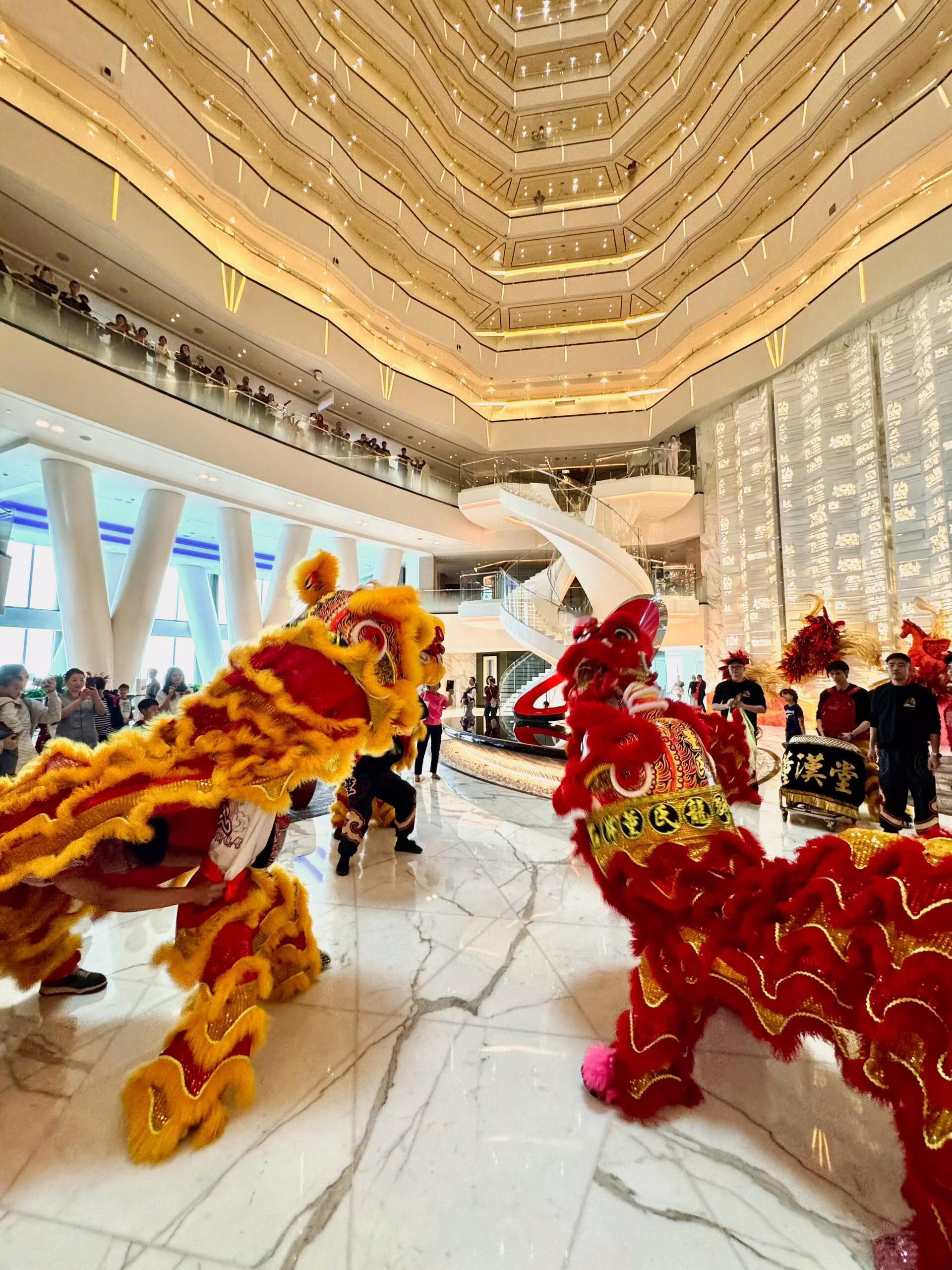 昨晚闪拍下南长街38号的月亮我的iphone7 plus 整整十年清晰依旧我回来