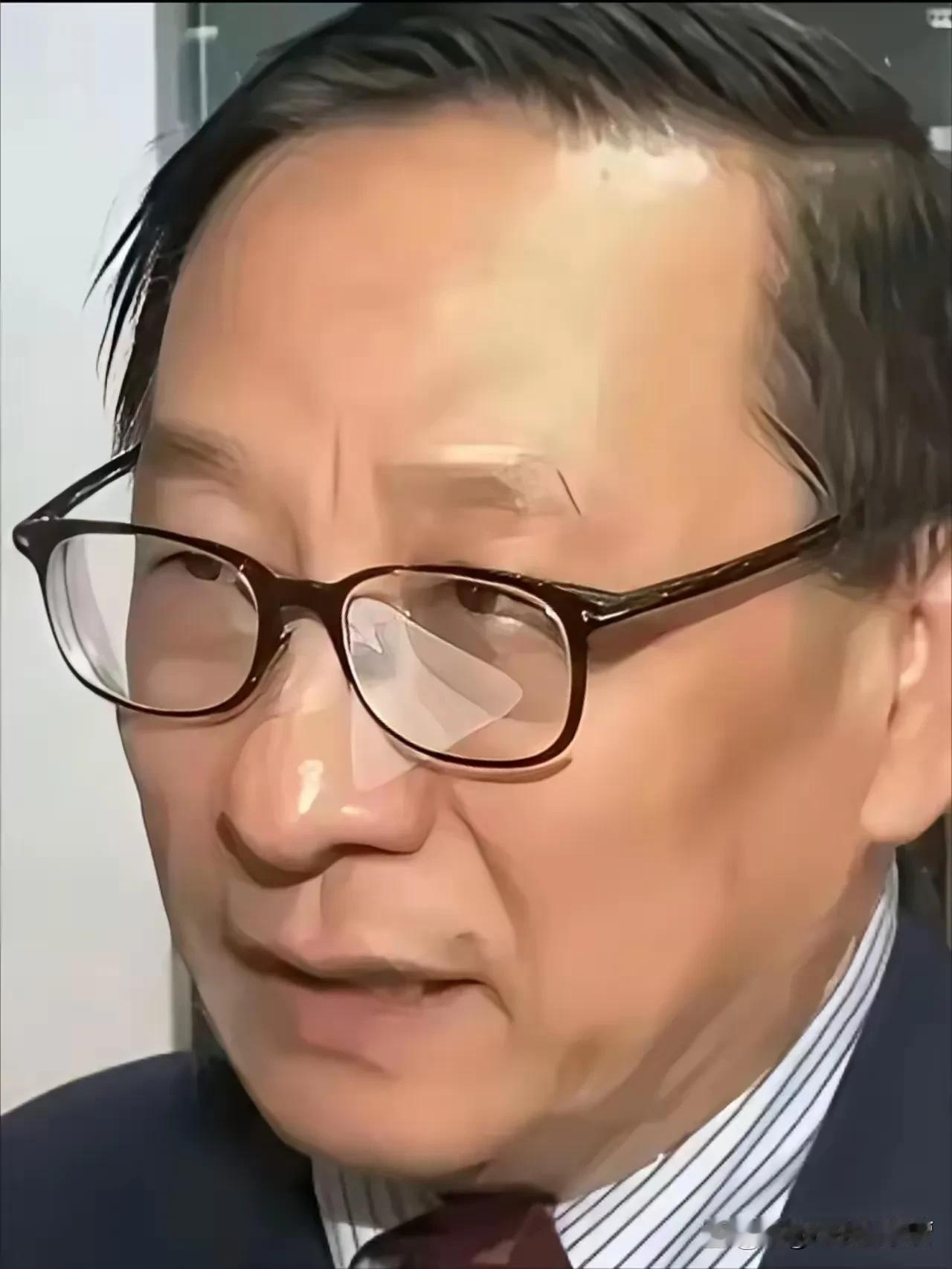 快讯！快讯！
  英伟达刚被曝出要向美国政府上缴在华芯片收入的15%，转头就有学