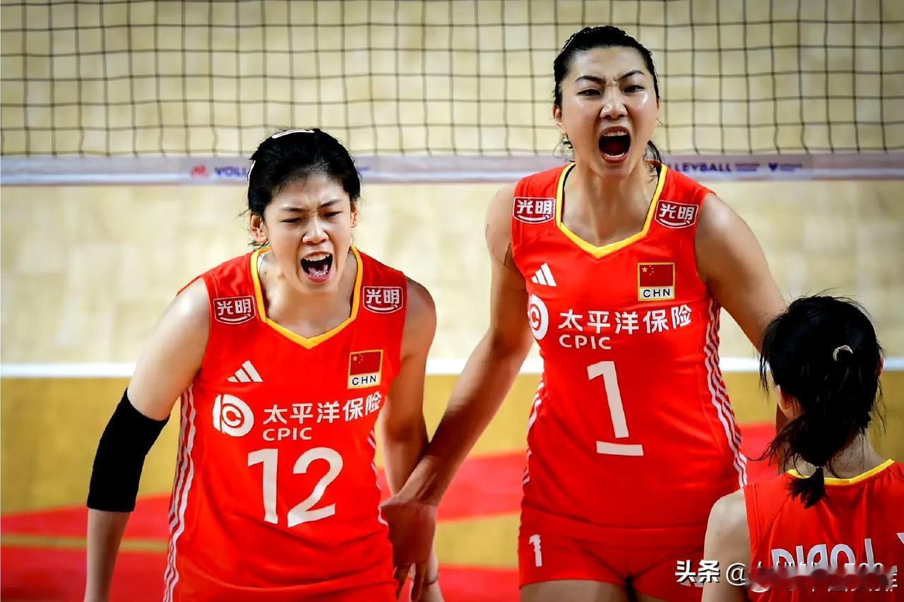 世联赛中土之战中国女排成功逆转，球迷有几个没想到
       世联赛香港站中国