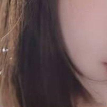 黄一鸣说被包养挺好的，能大大方方说出心里话，黄一鸣真的很直白。偶尔想摆烂、想有人