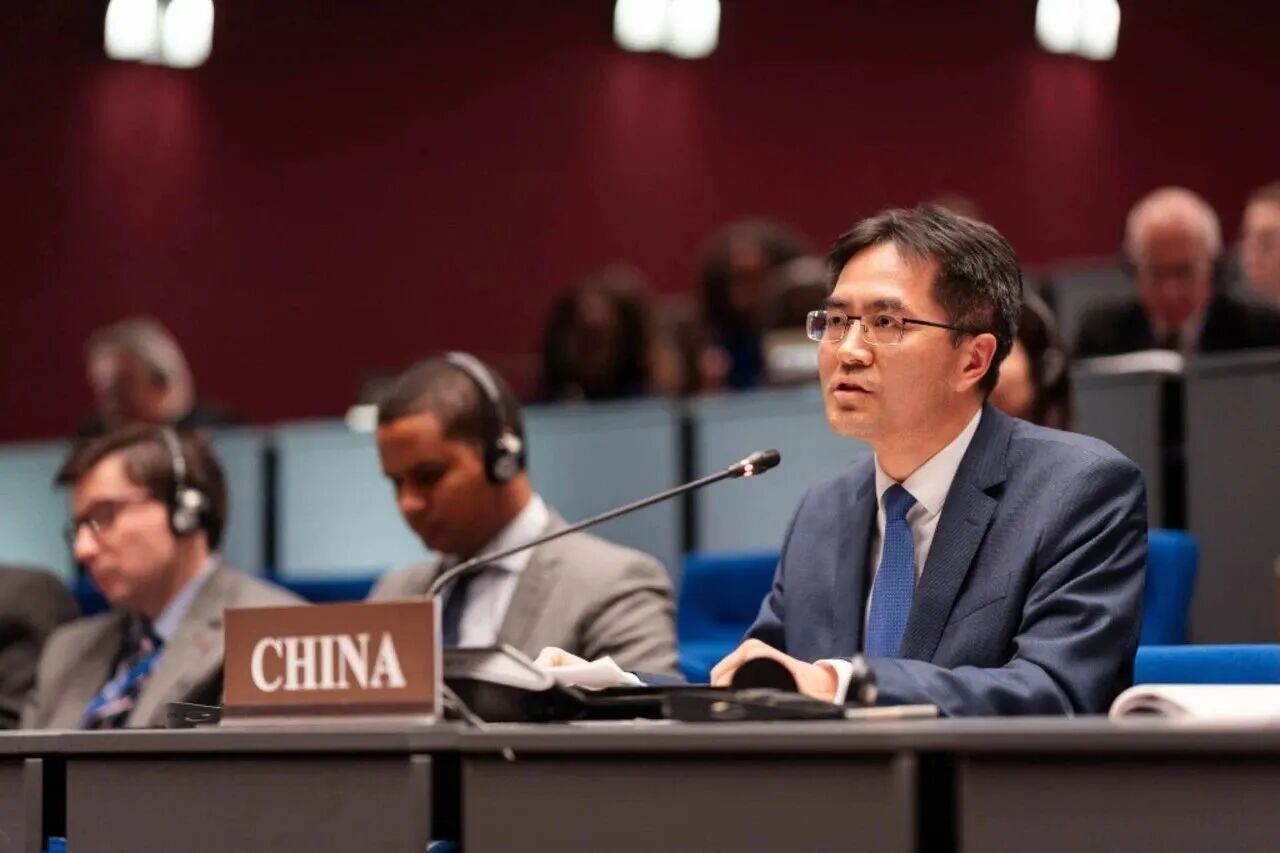 【#中国代表团团长当场严斥日本# 】新华社消息，《禁止化学武器公约》（下称《公约