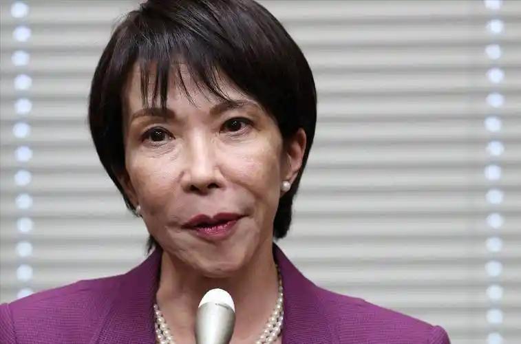 高市通告全球修宪最佳时机已到，5万日民众抗议，中国出手直掐命脉..
 
近日日本