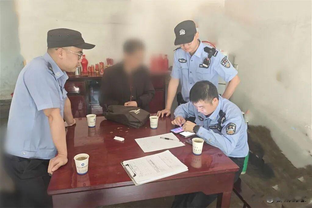 哎呦我去！本想赚大钱的，18万差点没了……

话说近日，衢州江山市公安局贺村派出
