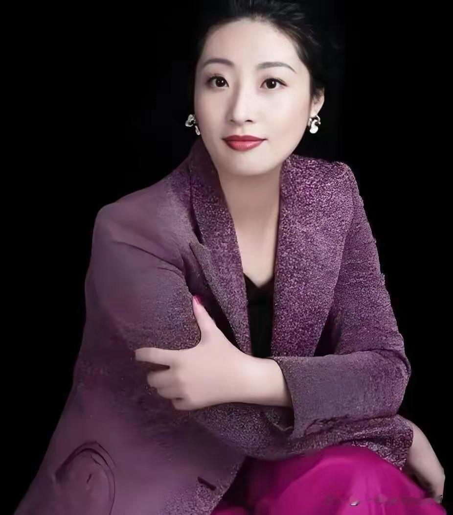宗馥莉热度最高的5次，

她已经赢了四次，这一次不知道能不能赢！

第一次换代言