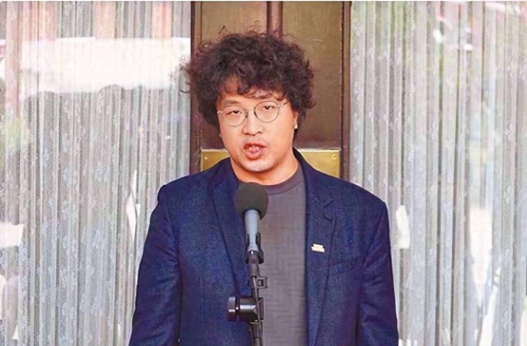岛内九合一选举的氛围越来越热，台北、新北好几地的选战筹备陆续展开，台北市长的选情