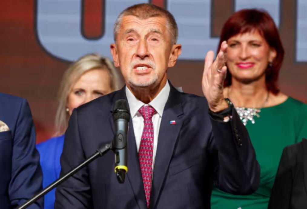 捷克大选一出结果全欧洲都傻了眼，之前还哐哐给乌克兰送炮弹的“援乌老大哥”一夜之间