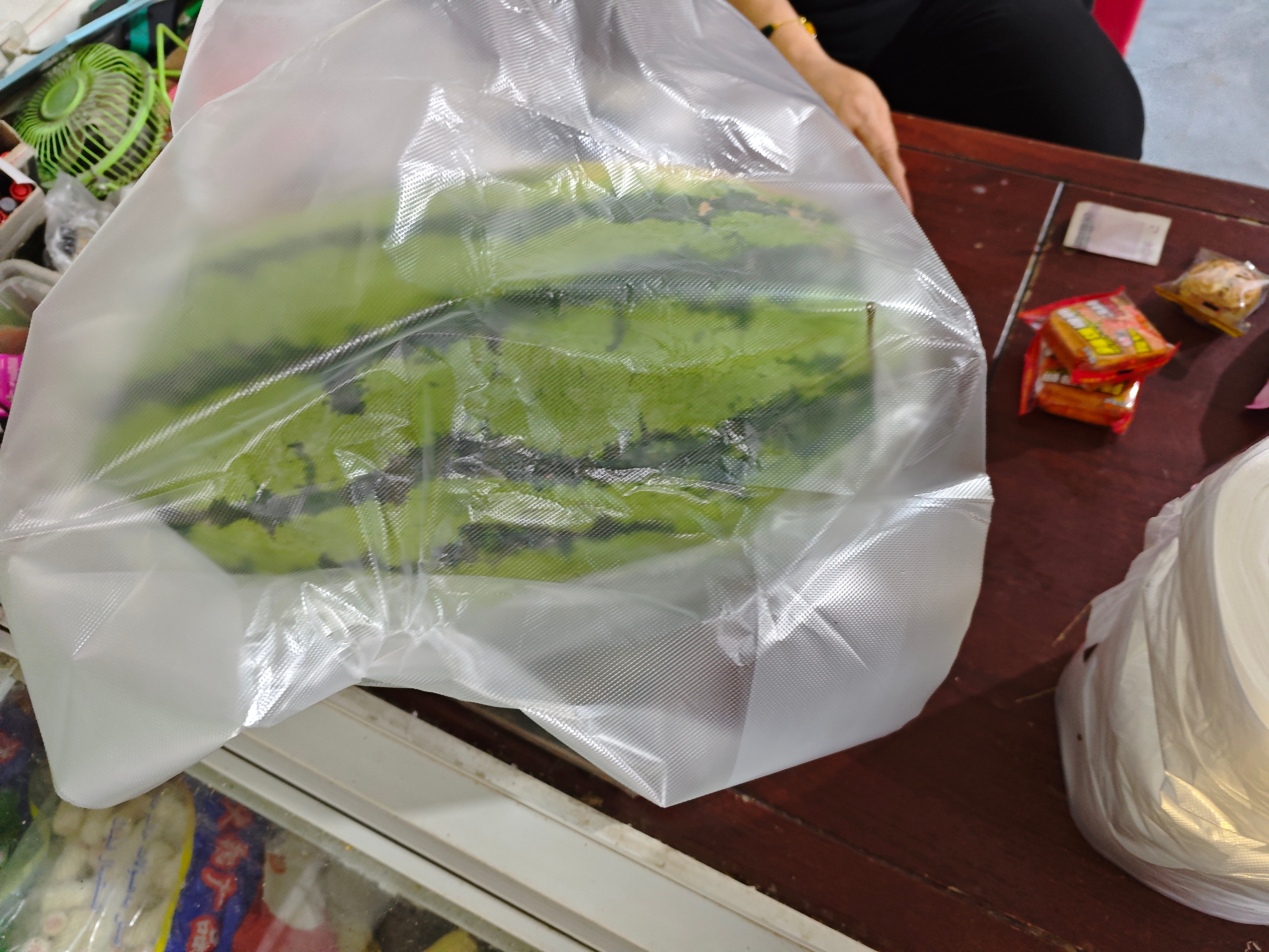 谁敢信这么大的西瓜才13 