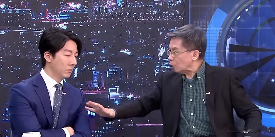 彻底废了。民进党发言人吴峥在赵少康节目上明确表示 "不乐见看到中华民族复兴大业成