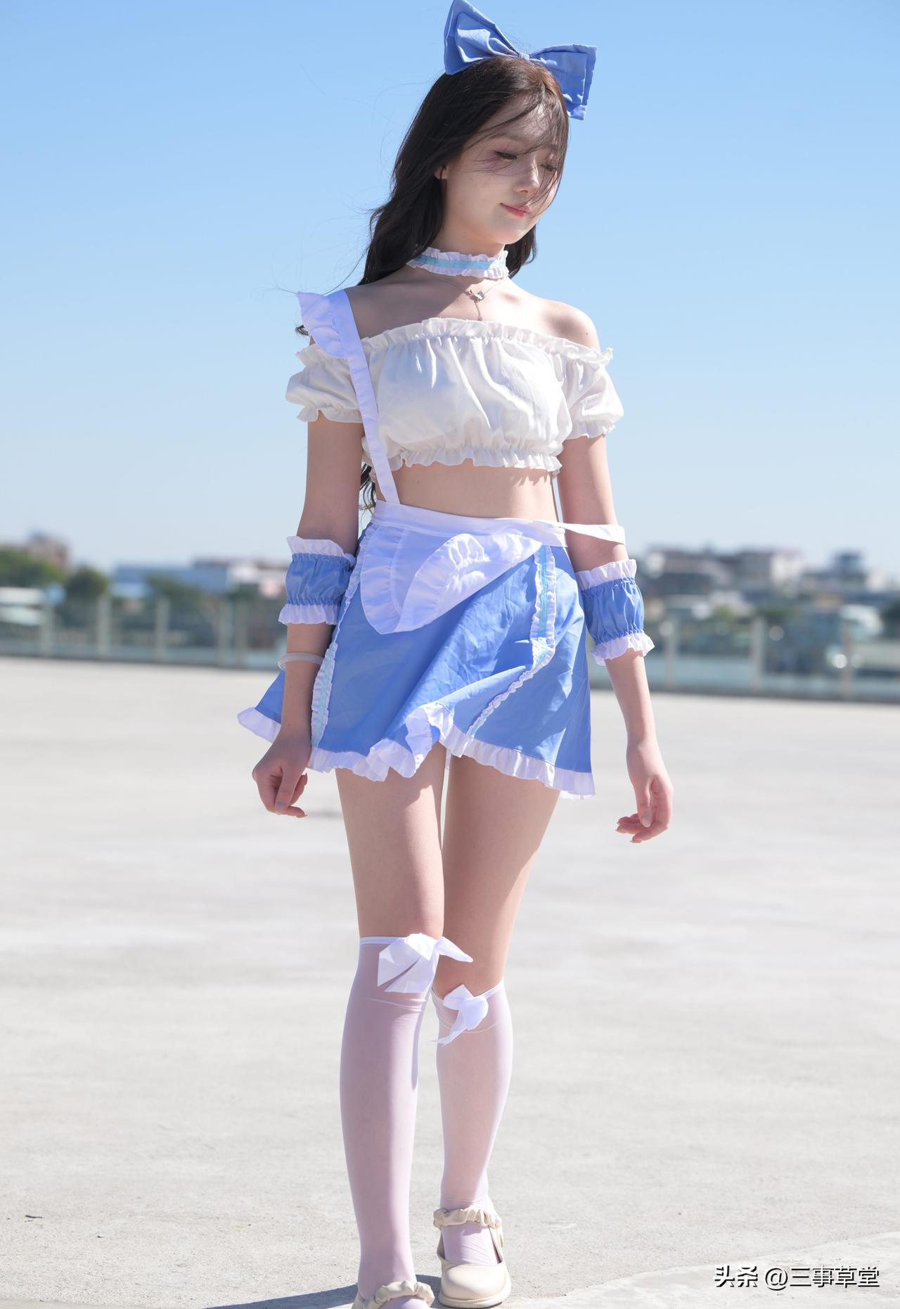 有哪个美女是让你一见钟情的俏皮可爱又不失青春火辣！都还没有褪去稚嫩和青涩！