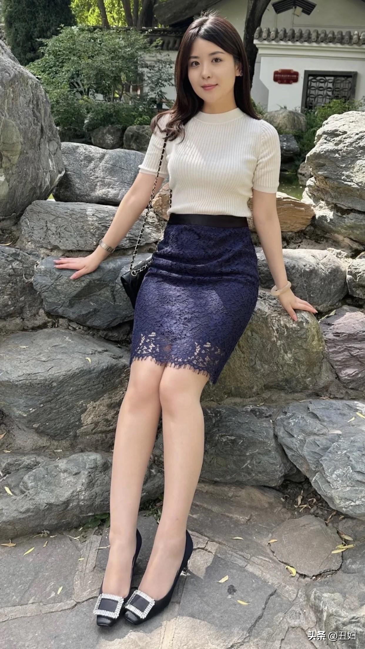记录我的2026优雅气质穿搭，蕾丝裙搭配高跟鞋，完美展现女性魅力！