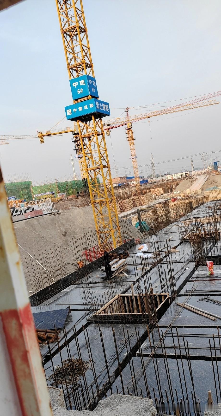 有些心里话真的不好意思开口，可憋在心里不说出来又格外添堵，背井离乡出来打工，我来