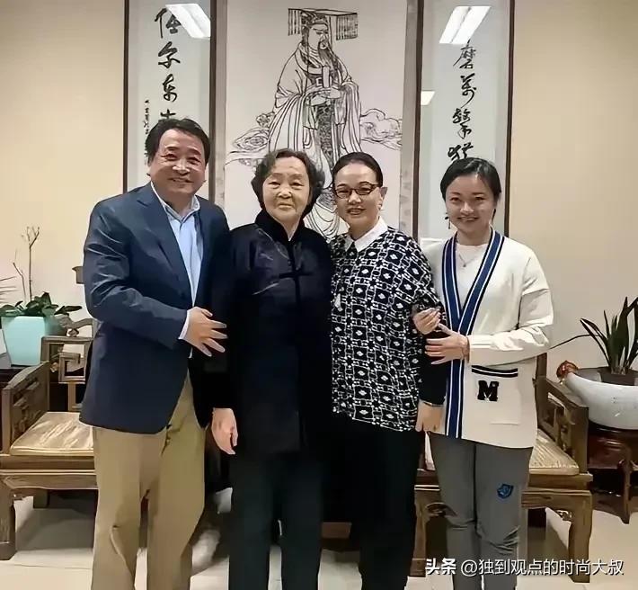 姜昆感慨女儿四十多岁了还单身！没有你的原因，社会普遍现象而已！