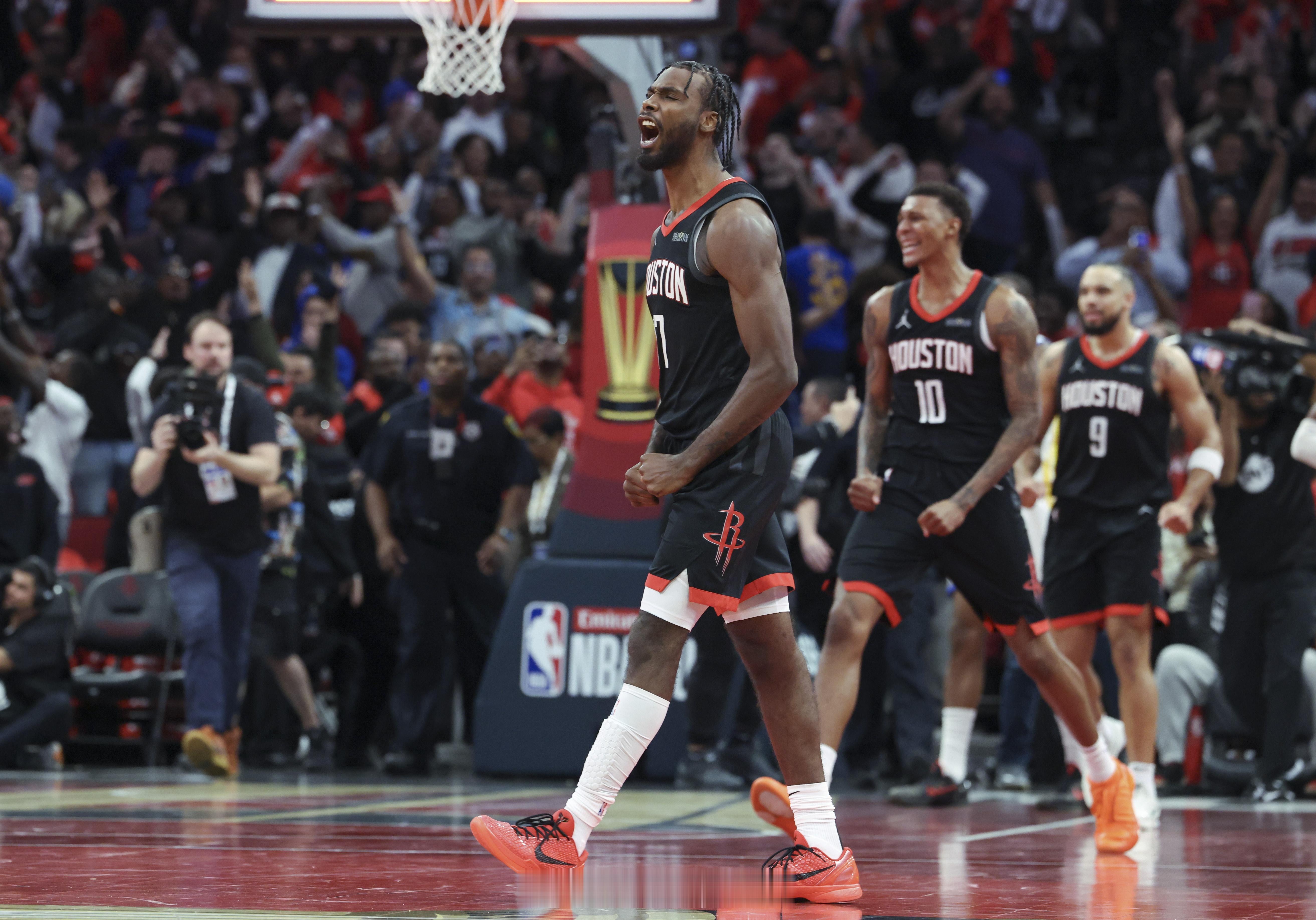从7月1日到10月21日NBA 2025-26赛季常规赛开始，是2022届首轮秀