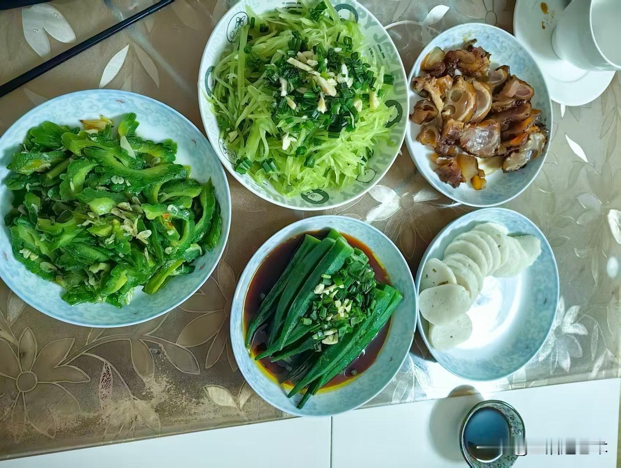个人认为，预制菜如果是新鲜、绿色食品，是可以接受的。