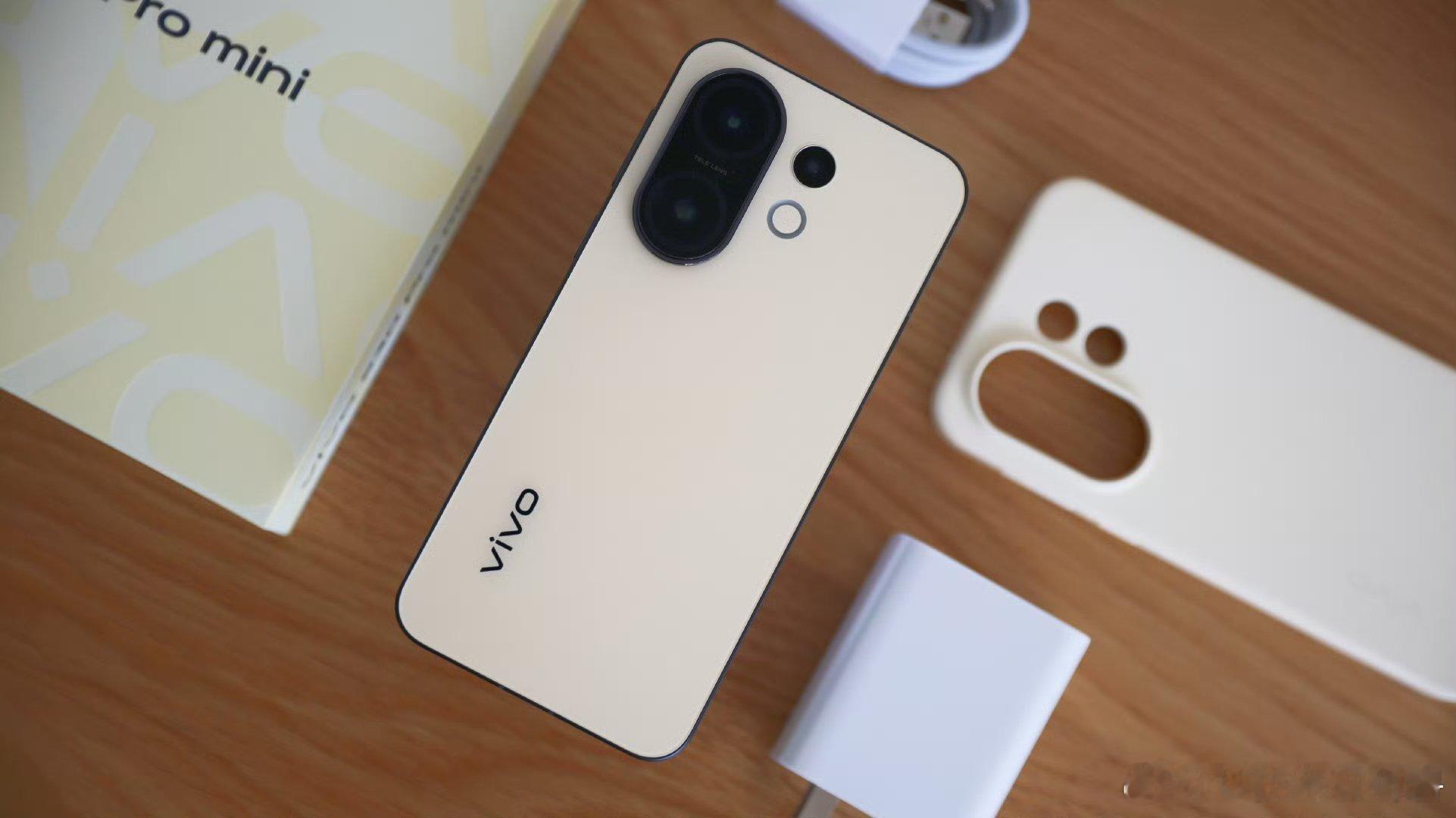 一台好玩有趣的小机器，vivo S30 Pro mini质感不错，色彩也很有趣，