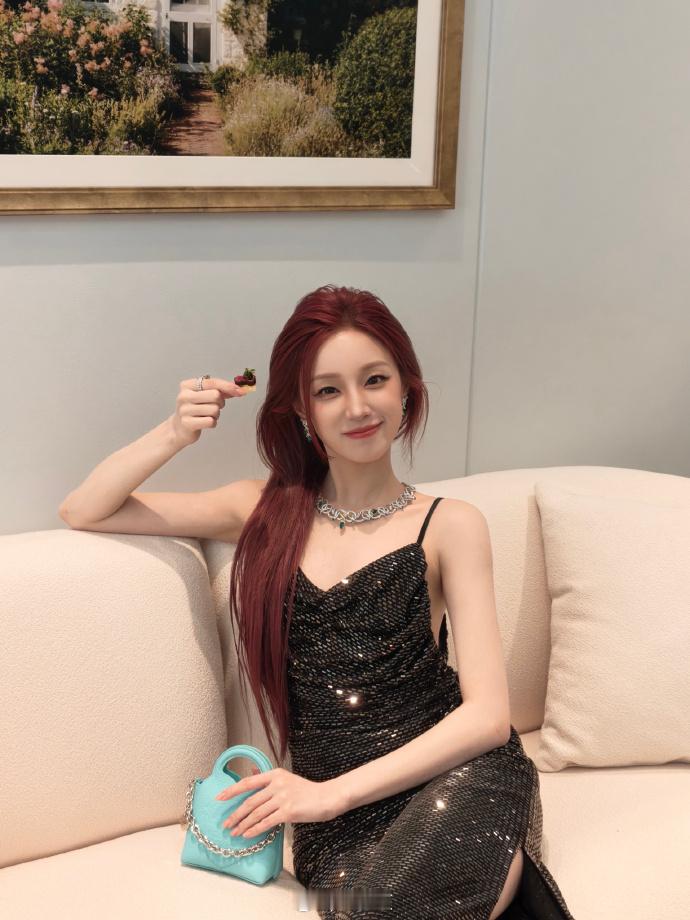 【宋雨琦将继续缺席奔跑吧录制】宋雨琦仍在定期复查 4月20日晚，据，近期仍在定期