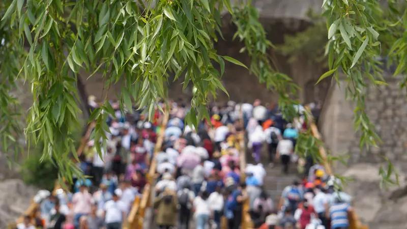 旅游高峰期保障游客安全与舒适，科学限流和智慧调度至关重要。2026年春节，九寨沟