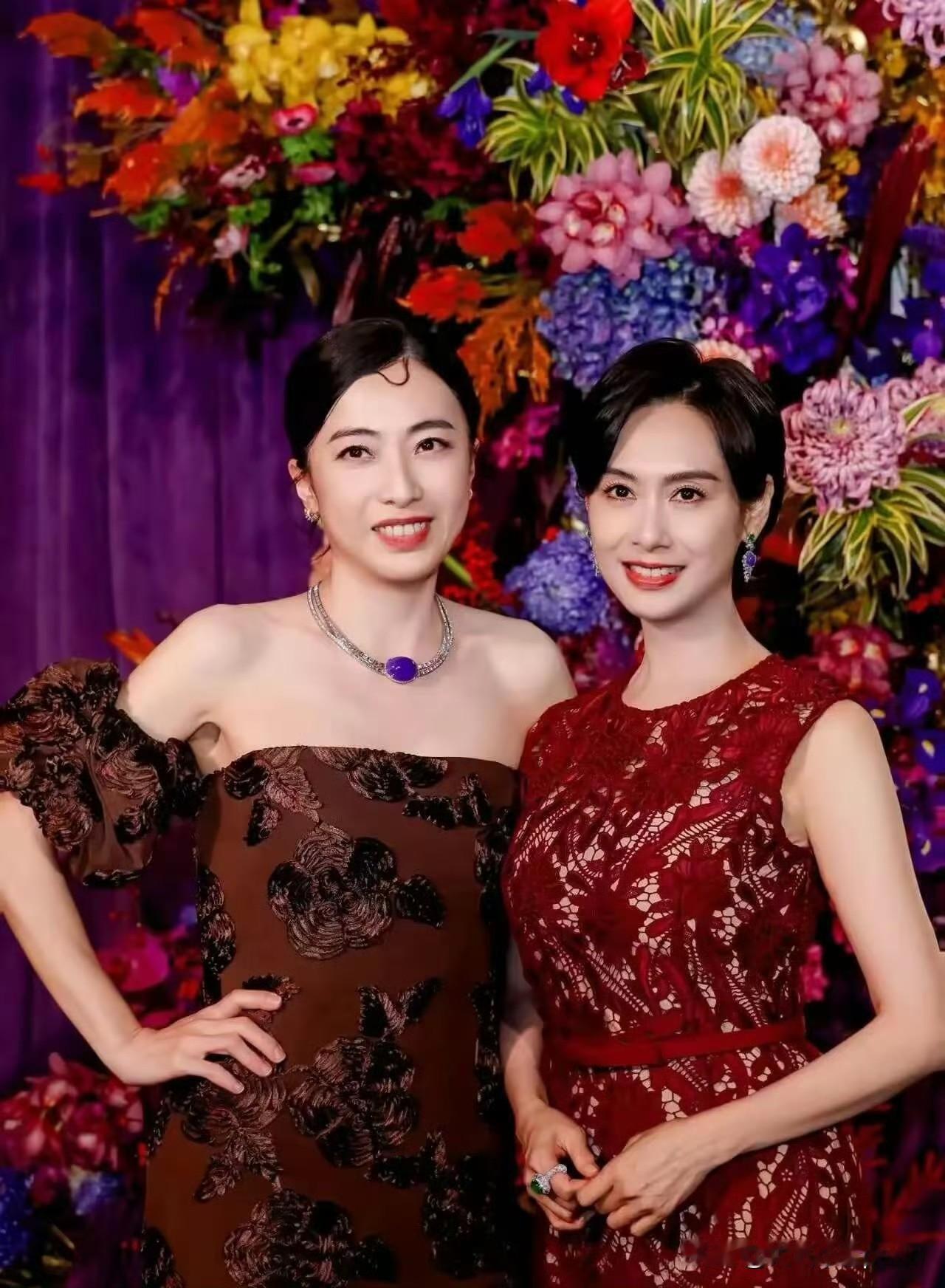 甘比这帝王紫宝石套装备也太夸张了吧，简直是随身带了一套移动豪宅啊！
甘比最近出活