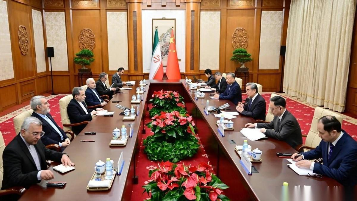 法媒指伊朗战争迎来转折点：为结束冲突，中国采取行动了。伊朗外长这次赴京，就是奔着