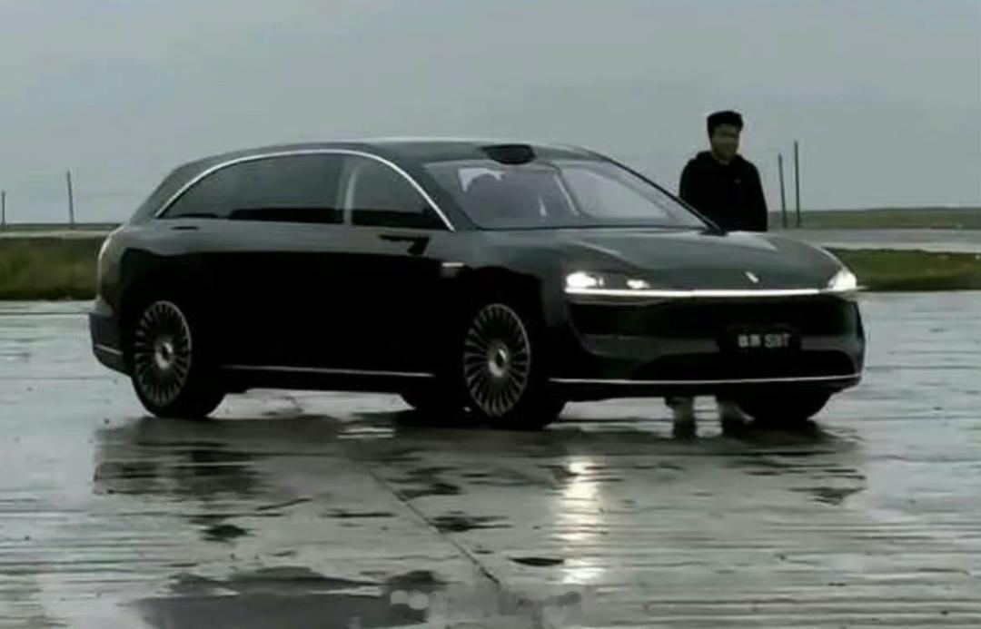 这……像个啥车……你们自己说[淡淡的] ​​​