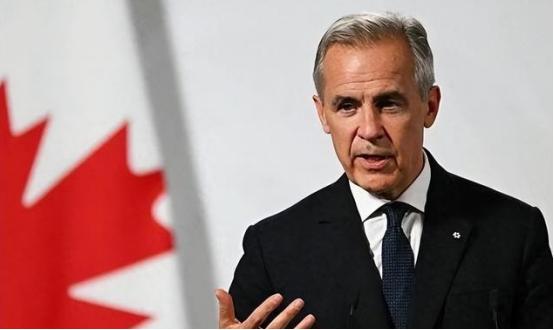 美国那套靠债务吸血全球的模式终于要走到头了！加拿大拔腿就跑，中国早就溜了，只有日