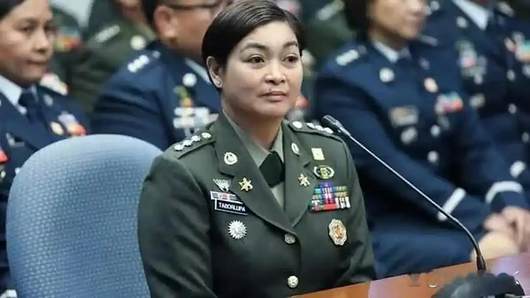 菲律宾首都马尼拉于2025年11月30日爆发大规模反腐抗议活动，数千名民众聚集在