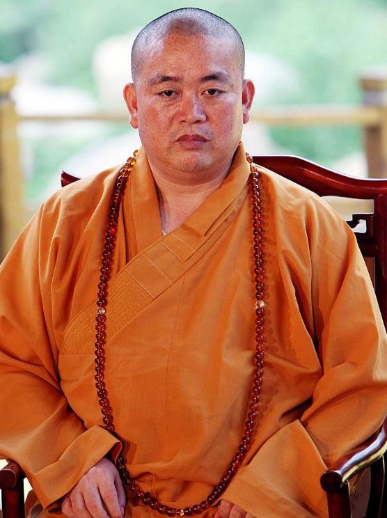 释永信原以为24年大牢便是收场，谁曾想48小时后，另一场公道审判将他死死定格在历